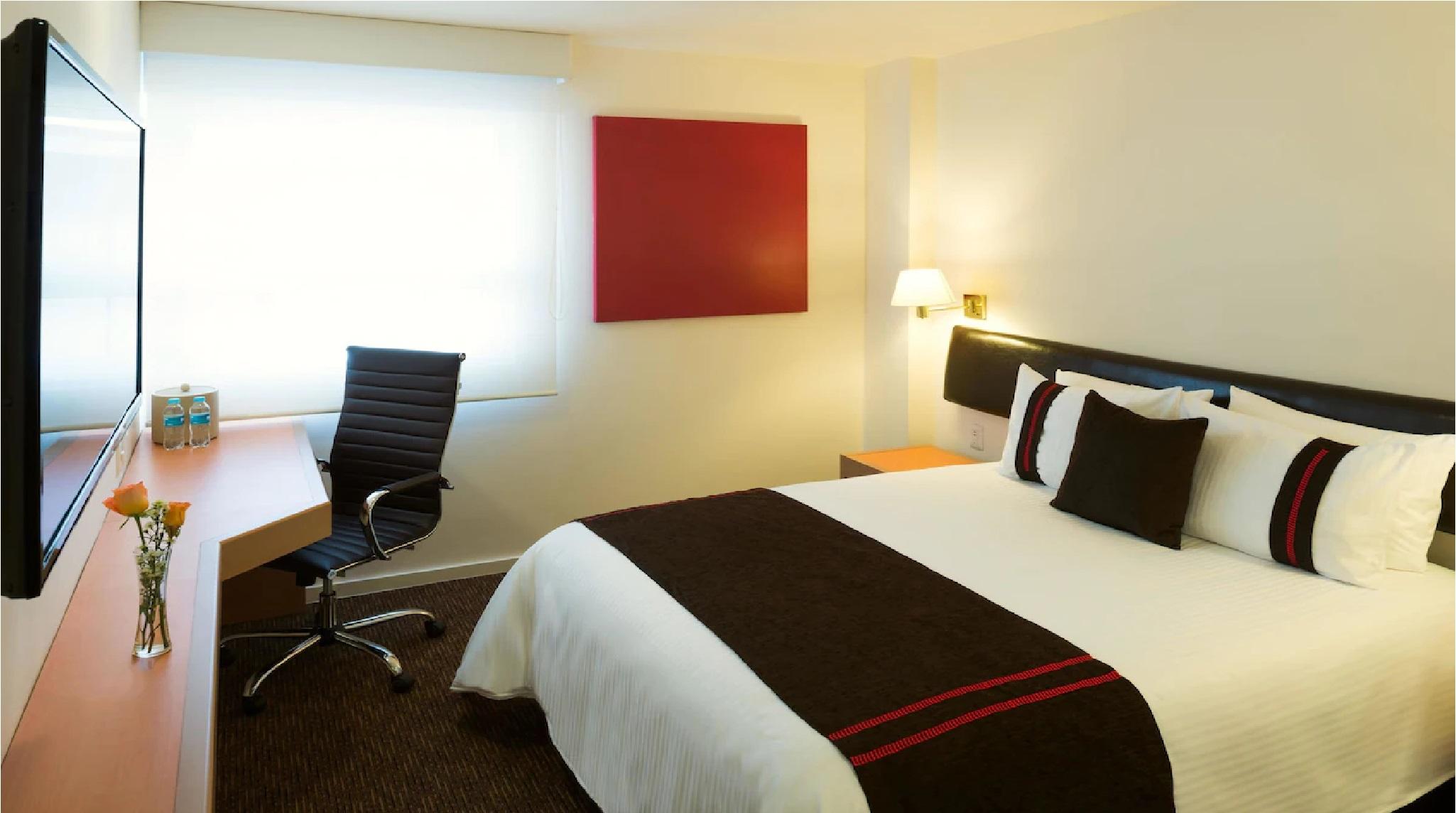 มิซิออน เอ็กซ์เพรส เกเรตาโร Hotel ภายนอก รูปภาพ