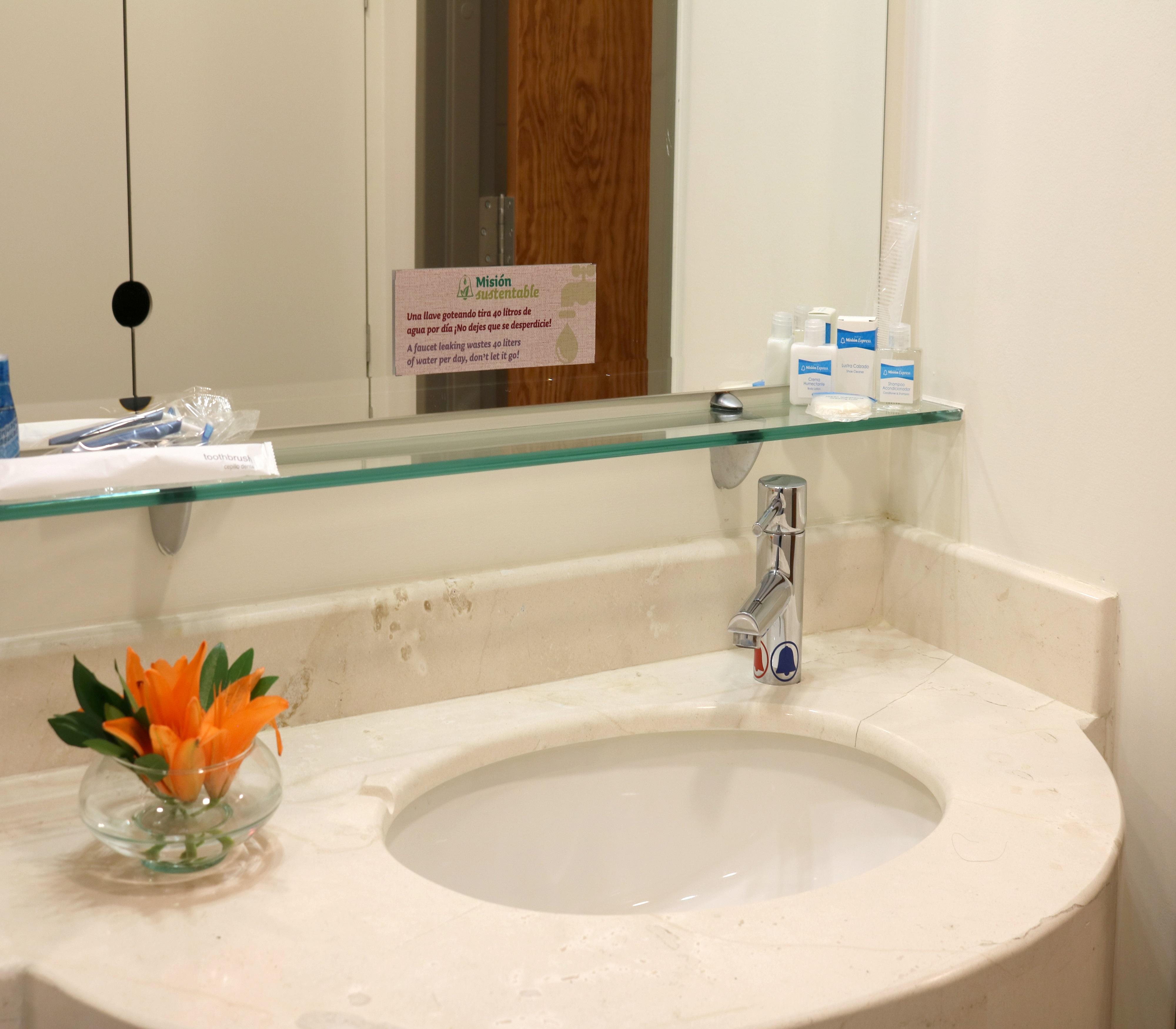 มิซิออน เอ็กซ์เพรส เกเรตาโร Hotel ภายนอก รูปภาพ