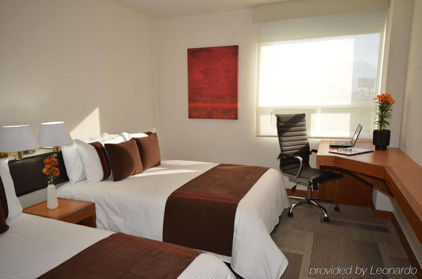 มิซิออน เอ็กซ์เพรส เกเรตาโร Hotel ภายนอก รูปภาพ